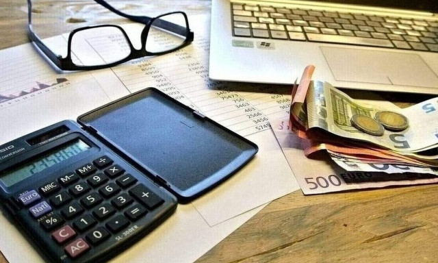 Φορολογούμενοι: Τα «κλειδιά»- SOS για έκπτωση φόρου