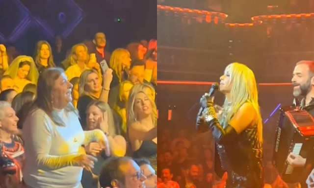 Ελισάβετ Κωνσταντινίδου: Γλέντησε στην Άννα Βίσση και έγινε viral - Ανέβηκε στο τραπέζι και χόρευε