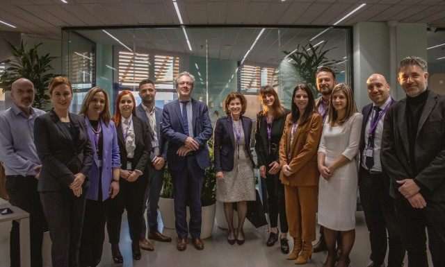 Στη Sanofi Ελλάδας η Πρέσβειρα της Γαλλίας - Ενίσχυση των συνεργειών των δύο χωρών