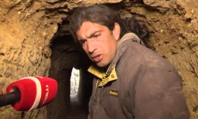 Παλαιοχριστιανός Μανώλης: Τίνος είναι το παιδί τελικά; Ο Κλεομένης και οι ημέρες που δεν... βγαίνουν