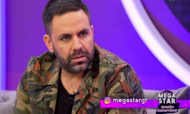 Γιώργος Γιαννιάς: Πέθανε η μητέρα του - «Οι γονείς μου είναι πάλι μαζί αγκαλιά»