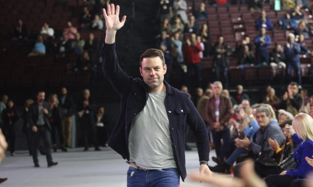 Στέφανος Κασσελάκης: Εξέλαβε ως λευκή «εξουσιοδότηση» τον αγώνα στελεχών να μην στηθούν κάλπες