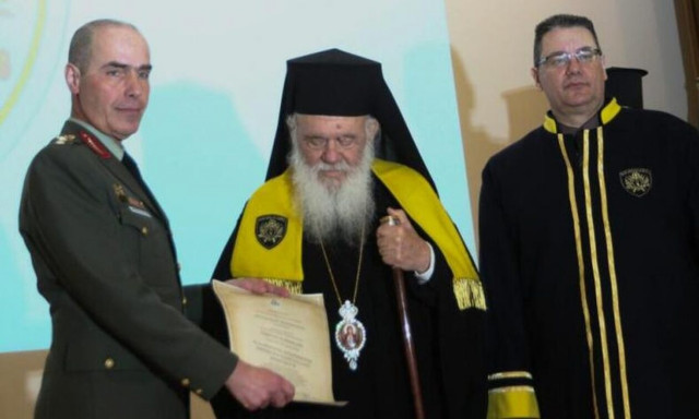 Επίτιμος Διδάκτορας της Σχολής Ευελπίδων ο Αρχιεπίσκοπος Ιερώνυμος