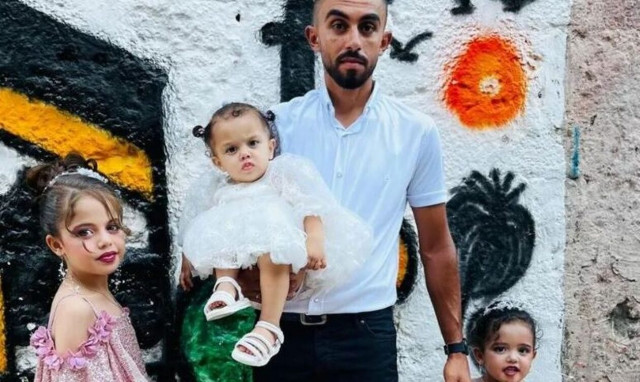 Συγκλονίζει πατέρας στη Γάζα