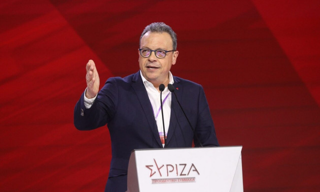 Και ο Φάμελλος κατά Τσίπρα: Δεν δημιουργηθήκαμε μόνο για ένα πρόσωπο