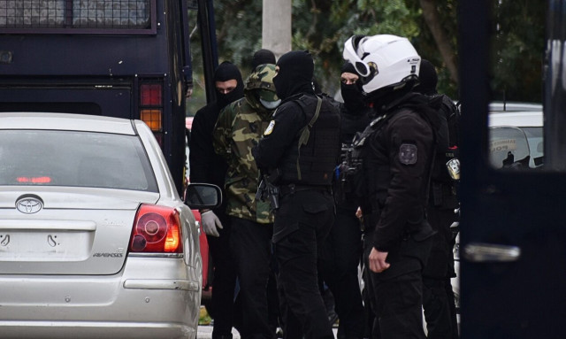 Τρομοκρατία: Η γυναίκα της οργάνωσης ήταν σεκιούριτι - Τους έκανε τον οδηγό διαφυγής