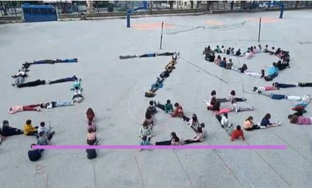 «Ποτέ ξανά»: Το μήνυμα των μαθητών του 21ου Δημοτικού Σχολείου Βόλου για τα θύματα των Τεμπών