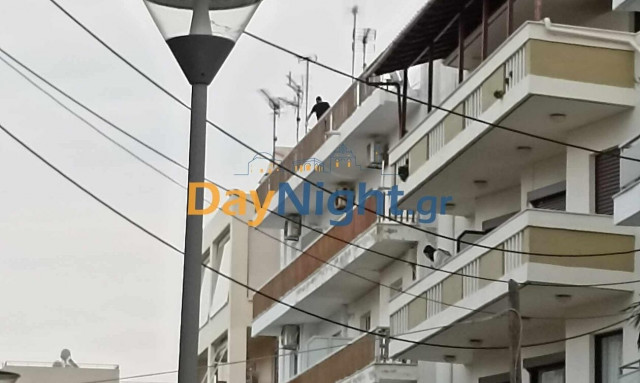 Ρέθυμνο: Απίστευτο και όμως αληθινό – Ο Βούλγαρος ανέβηκε ξανά στην ίδια ταράτσα