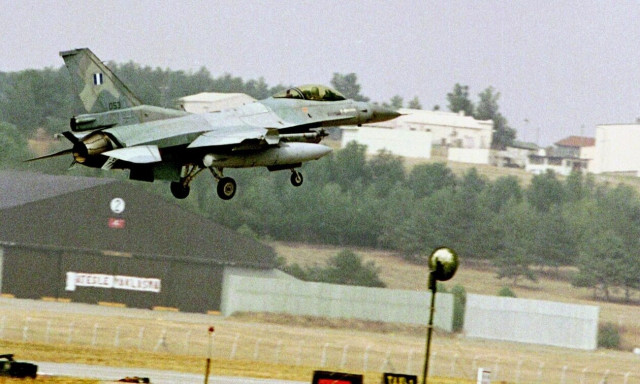 Μύδροι Αμερικανών γερουσιαστών για τα F-16 στην Τουρκία - Μήνυμα στην Αθήνα από τουρκικό φόρουμ