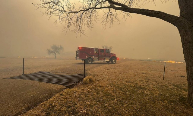 ΗΠΑ: Το Τέξας είναι αντιμέτωπο με τη μεγαλύτερη φωτιά της ιστορίας του