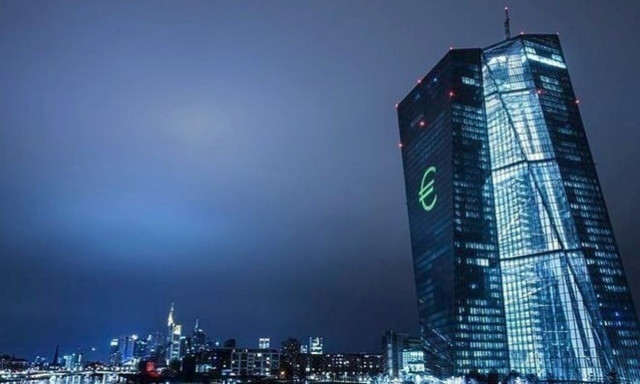 Κρίσιμη συνεδρίαση της ΕΚΤ την Πέμπτη για τη μείωση των επιτοκίων
