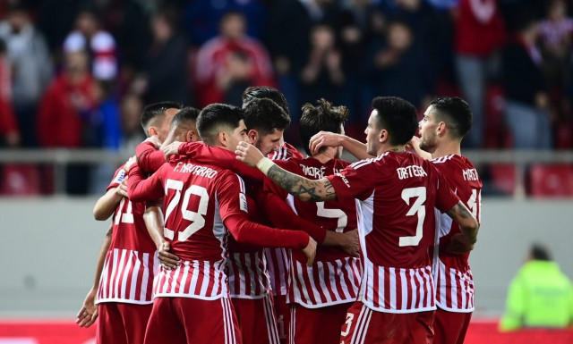 «Τρένο για τίτλο» ο Ολυμπιακός - Αυτοχειρία της ΑΕΚ: Τα πρωτοσέλιδα των αθλητικών εφημερίδων