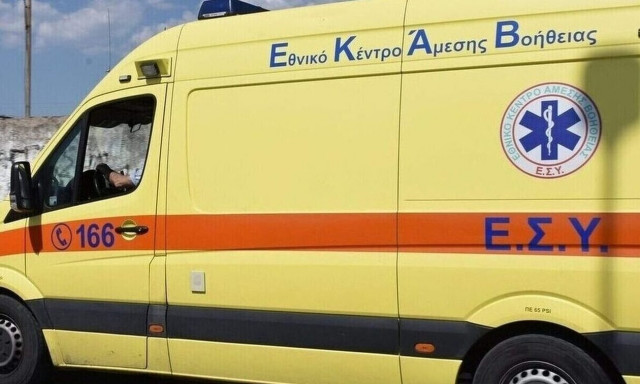 Ιωάννινα: «Η παιδίατρος ακύρωσε το αίτημα» απαντά το ΕΚΑΒ για την καταγγελία ότι αρνήθηκε διακομιδή