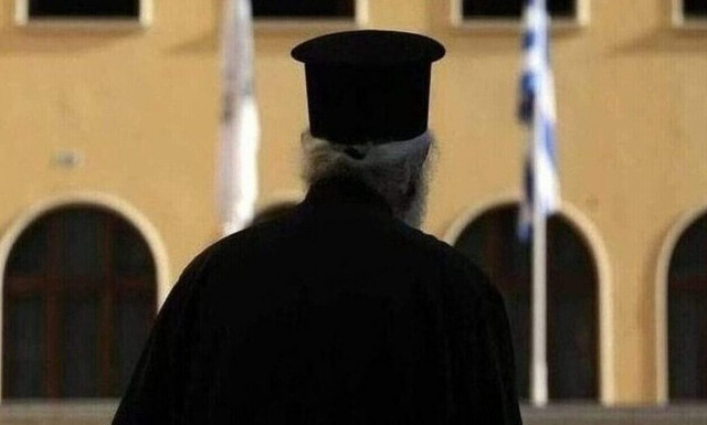 Άρτα: Φρουρούμενος στο νοσοκομείο ο ιερέας μετά τα επεισόδια