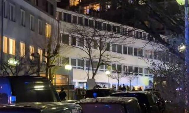 Συναγερμός στη Γερμανία: Τουλάχιστον 15 άτομα κρατούνται όμηροι σε νοσοκομείο του Άαχεν