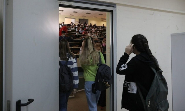 Φοιτητικό επίδομα: Αυξάνεται στις 2.500 ευρώ - Τι πρέπει να ξέρουν οι δικαιούχοι