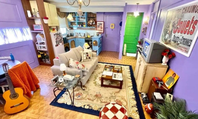 Mέσα στον κόσμο των Friends: Το διαμέρισμα της Μόνικα βρίσκεται πλέον στο Airbnb