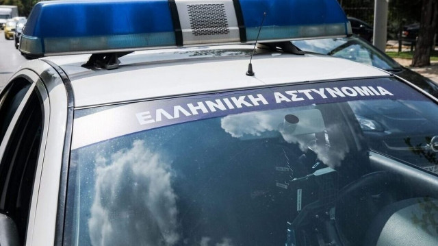 Πειραιάς: Καραμπόλα με σύγκρουση τριών ΙΧ - Μποτιλιάρισμα στην έξοδο του λιμανιού