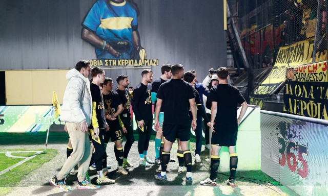 Άρης: Οι παίκτες αφιέρωσαν την πρόκριση στη μνήμη του Άλκη Καμπανού