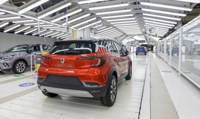 Οι εταιρίες πατάνε φρένο με τα ηλεκτρικά αυτοκίνητα