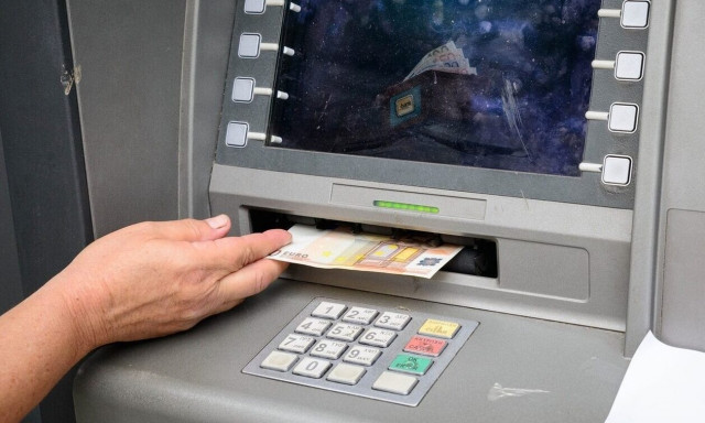 Συντάξεις: Ποιοι συνταξιούχοι δικαιούνται αύξηση έως 754 ευρώ το μήνα από επιπλέον εισφορές