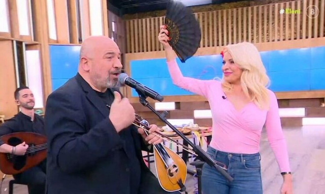 Νίκος Ζωϊδάκης: Η μαντινάδα όλο νόημα που αφιέρωσε στην Ελένη Μενεγάκη