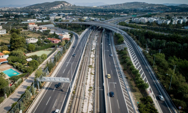 Κυκλοφοριακές ρυθμίσεις στην Αττική οδό από το βράδυ της Τσικνοπέμπτης - Οι εναλλακτικές διαδρομές