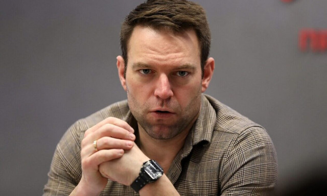 Τρόπο να πάρει ο Κασσελάκης, βουλευτική έδρα μετά τη θητεία του, αναζητούν στην Κουμουνδούρου