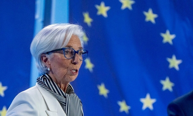 EKT: Αμετάβλητα τα τρία βασικά επιτόκια για 4η φορά