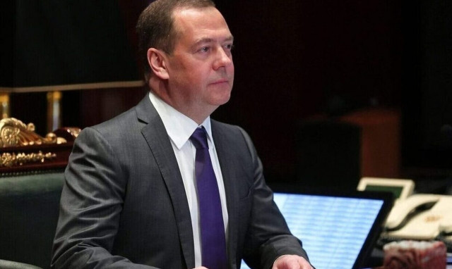 Μεντβέντεφ για Οδησσό: Η Ρωσία δεν στόχευε την αυτοκινητοπομπή του Ζελένσκι