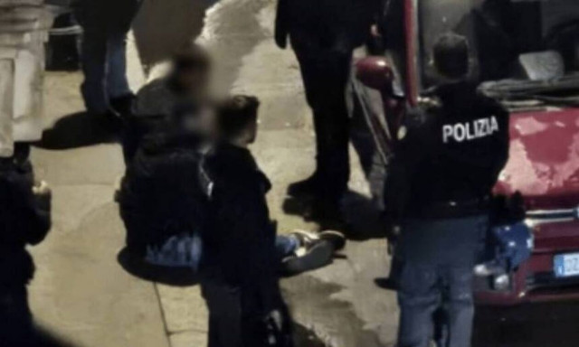 Ρώμη: Δύο Άγγλοι οπαδοί μαχαιρώθηκαν από συμμορία πριν το Ρόμα - Μπράιτον