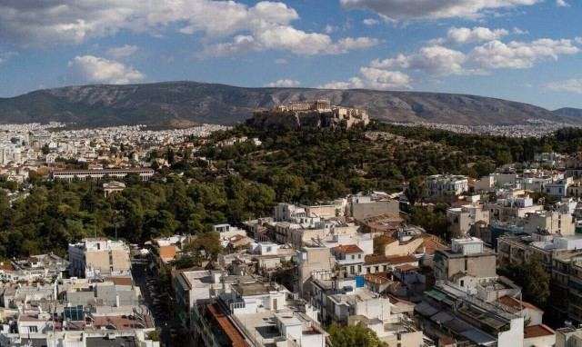 Ακίνητα: Τελευταία μέρα για διορθώσεις στο Ε9 – Έως τα μέσα Απριλίου τα εκκαθαριστικά του ΕΝΦΙΑ