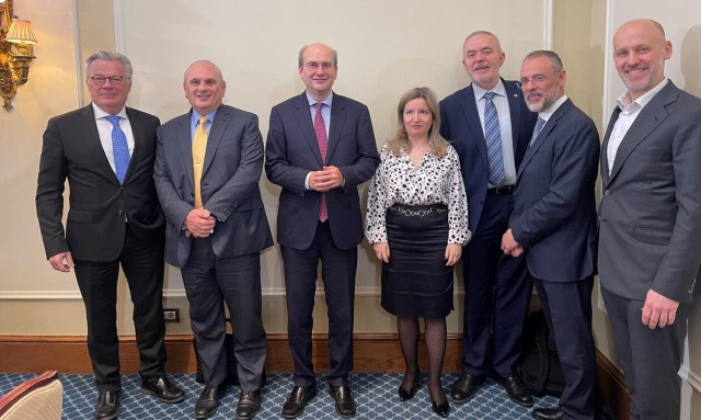 ΣΦΕΕ: Συζήτηση για τη χρηματοδότηση του συστήματος υγείας με τον Κωστή Χατζηδάκη