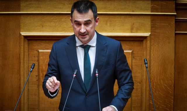 Χαρίτσης για μη κρατικά πανεπιστήμια: Η κυβέρνηση θέλει το νομοσχέδιο για τα δικά της παιδιά