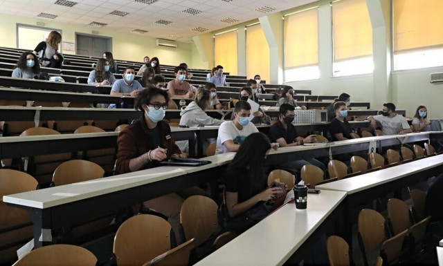 Parliament passes bill establishing private universities in Greece