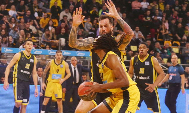 Basket League: «Διπλό» το Μαρούσι στο Αλεξάνδρειο, εύκολα ο Κολοσσός τον ΠΑΟΚ