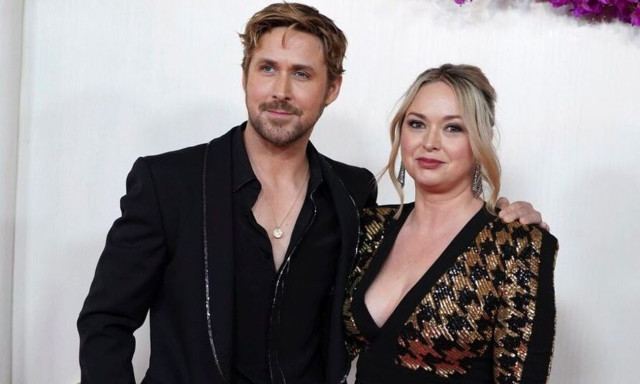 Όσκαρ 2024: Mε την αδερφή του ο Γκόσλινγκ, με τη μαμά του ο Κούπερ, με την εγγονή του ο Σπίλμπεργκ