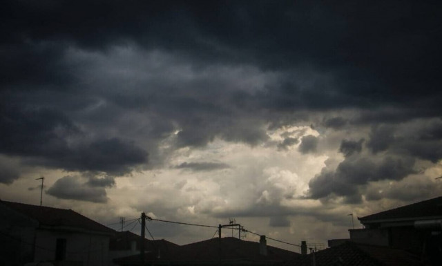 Σάκης Αρναούτογλου: Άστατος καιρός με διάσπαρτες τοπικές μπόρες την Τετάρτη (13/3)