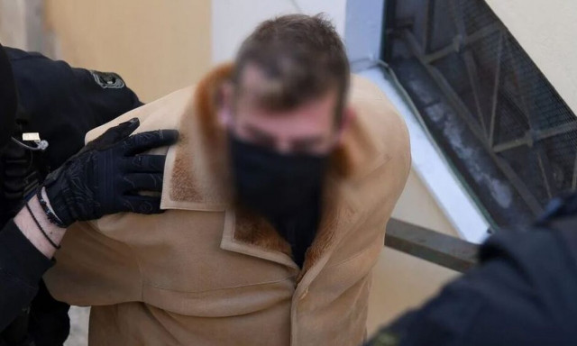 Ξανά σε δίκη ο προπονητής ιστιοπλοΐας που κατηγορείται για βιασμό ανήλικης