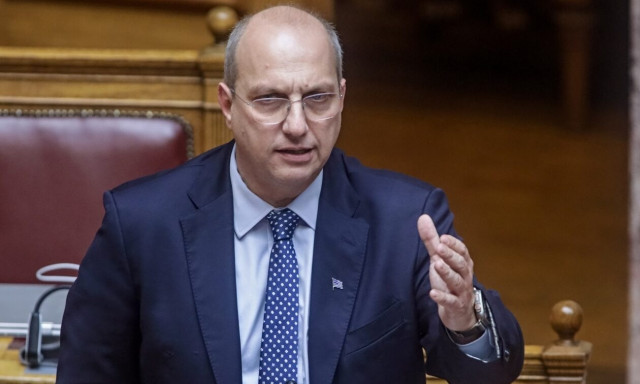 Οικονόμου: «Η Ελλάδα πρωταγωνιστεί στην προστασία της ελεύθερης ναυσιπλοΐας στην Ερυθρά Θάλασσα»