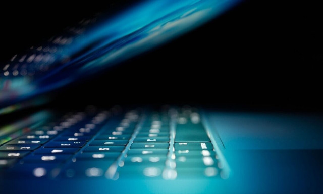 Νέα καταγγελία για revenge porn: «Με απειλούσε με γυμνές φωτογραφίες»