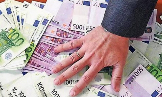 ΚΕΠΕ: Υπέρμετρη συσσώρευση κερδών από τον «πληθωρισμό της τραπεζικής απληστίας»