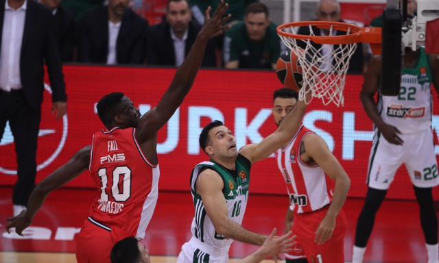 LIVE Ολυμπιακός - Παναθηναϊκός AKTOR: «Ερυθρόλευκο» το ντέρμπι του ΣΕΦ