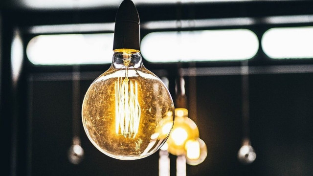 Δήμος Αθηναίων: «Φως σε κάθε γειτονιά» - Το πρόγραμμα για τον φωτισμό της πρωτεύουσας