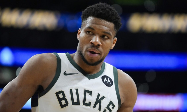 Γιάννης Αντετοκούνμπο: Πρόβλημα με τον «Greek Freak» στους Μπακς