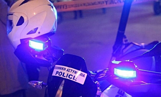 Εντοπίστηκε «ύποπτο» σακίδιο στο Παγκράτι – Κλιμάκιο του ΤΕΕΜ έσπευσε στο σημείο