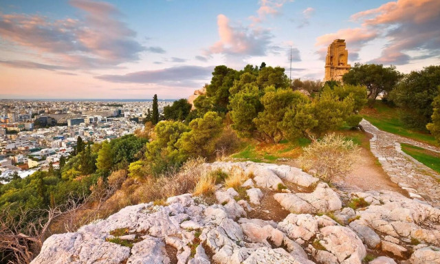 Λόφος Φιλοπάππου: Η άγνωστη ιστορία του ανθρώπου που χάρισε το όνομά του στην περιοχή