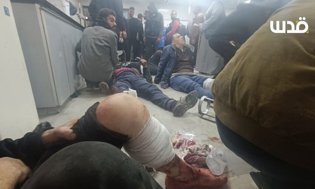 Πολεμική «κόλαση» γύρω από το νοσοκομείο αλ-Σίφα στη Γάζα - Όπου φύγει-φύγει οι άμαχοι