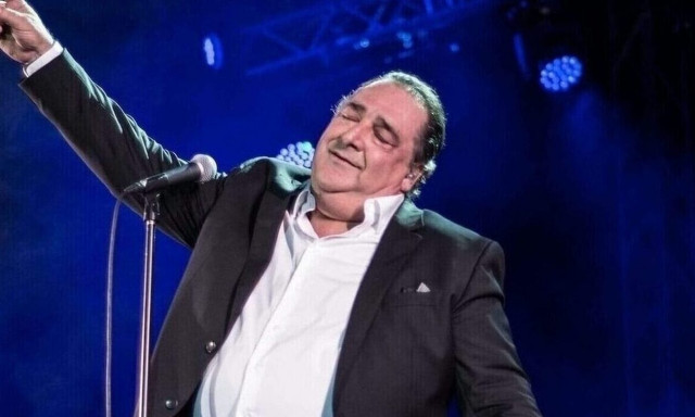 Βασίλης Καρράς: «Μου υποσχέθηκε, αλλά δεν πρόλαβε» - Τι αποκαλύπτει ο Δημήτρης Χρυσοχοΐδης