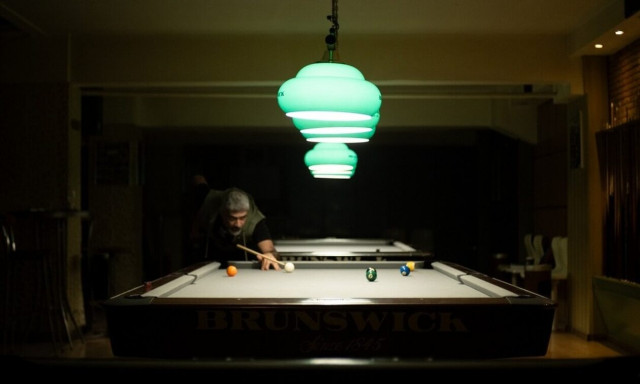 Το ιστορικό μπιλιαρδάδικο Roi Mat στην πλατεία Αμερικής μεταμορφώνεται σε θέατρο